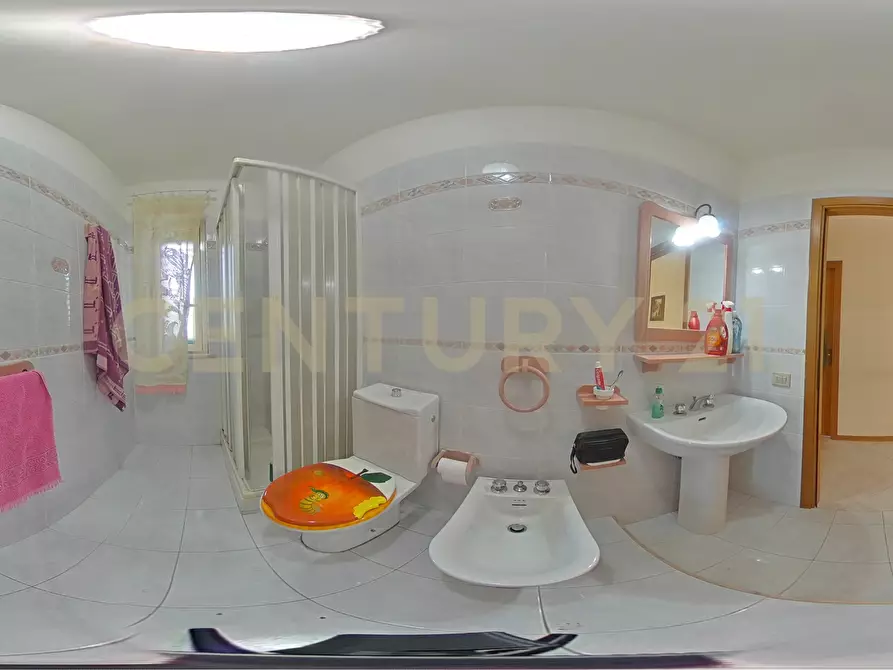 Immagine 12 di Casa indipendente in vendita  in Via Vampolieri 34m a Aci Catena