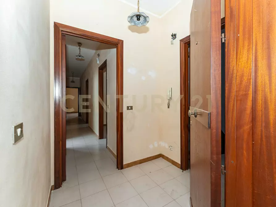 Immagine 9 di Quadrilocale in vendita  in Via Guglielmo Marconi 15 a Viagrande