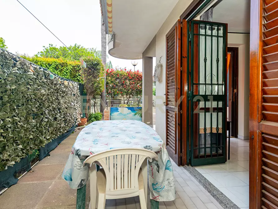 Immagine 18 di Porzione di casa in vendita  in Via Simone Neri 7 a Mascali