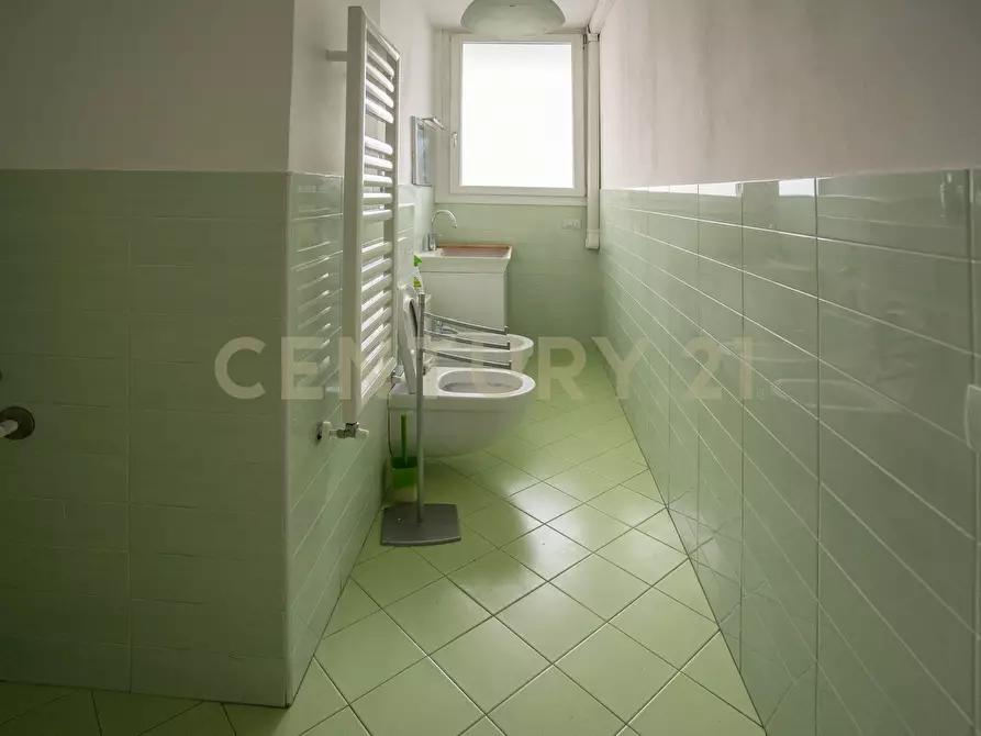 Immagine 23 di Pentalocale in vendita  in Via Umberto Maddalena 1 a Verona