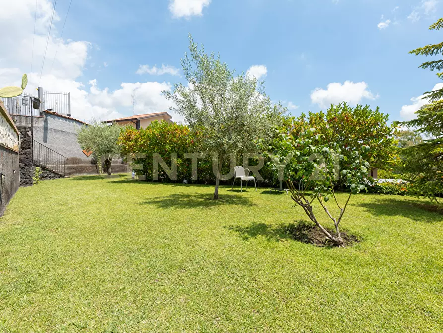 Immagine 86 di Villa in vendita  in Via Monpeluso 8 a Nicolosi