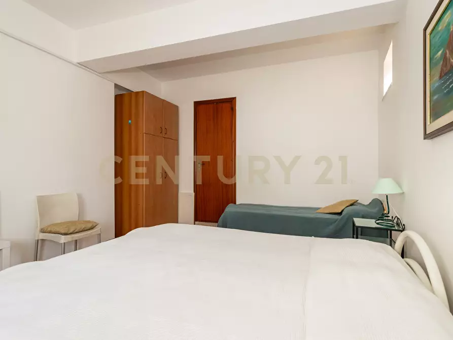 Immagine 18 di Quadrilocale in vendita  in Via Cavour 5 a Sant'alessio Siculo