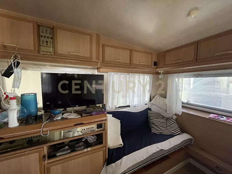 Immagine 12 di Terreno agricolo in vendita  in Strada Provinciale della Giannella a Orbetello