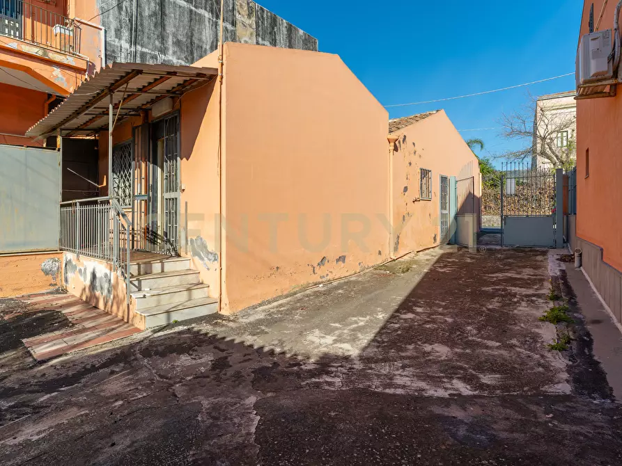 Immagine 9 di Casa indipendente in vendita  in Via Nazionale 155 a Aci Castello