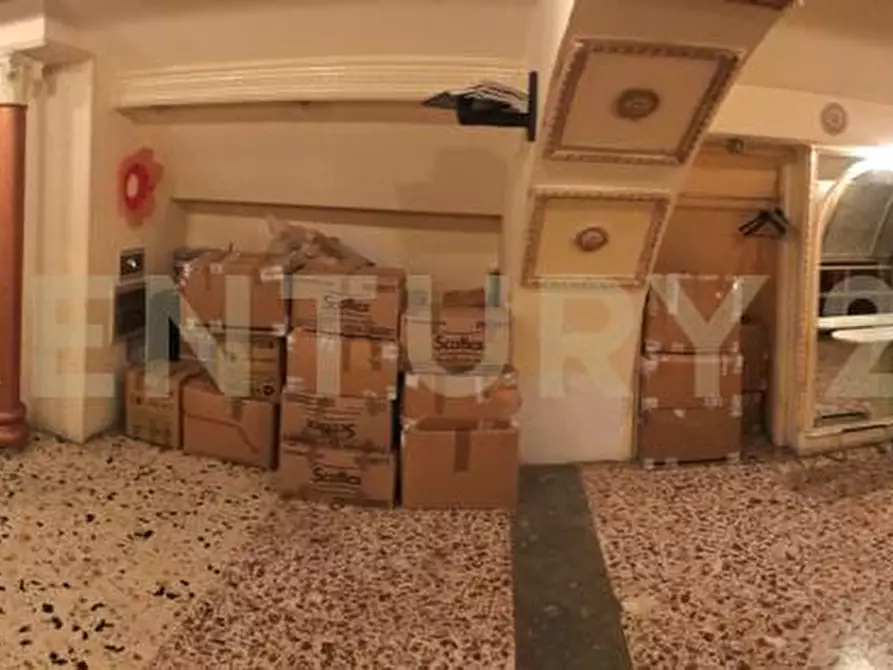 Immagine 4 di Locale commerciale in vendita  in Corso Vittorio Emanuele 12 a Sciacca