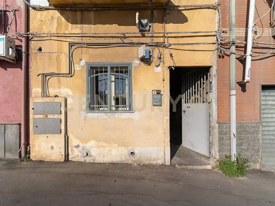 Immagine 3 di Casa indipendente in vendita  in Via Adelia 94 a Catania