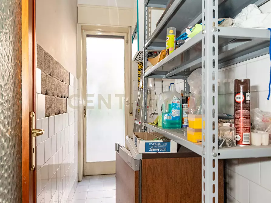 Immagine 28 di Pentalocale in vendita  in Via Convento del Carmine 5 a Tremestieri Etneo
