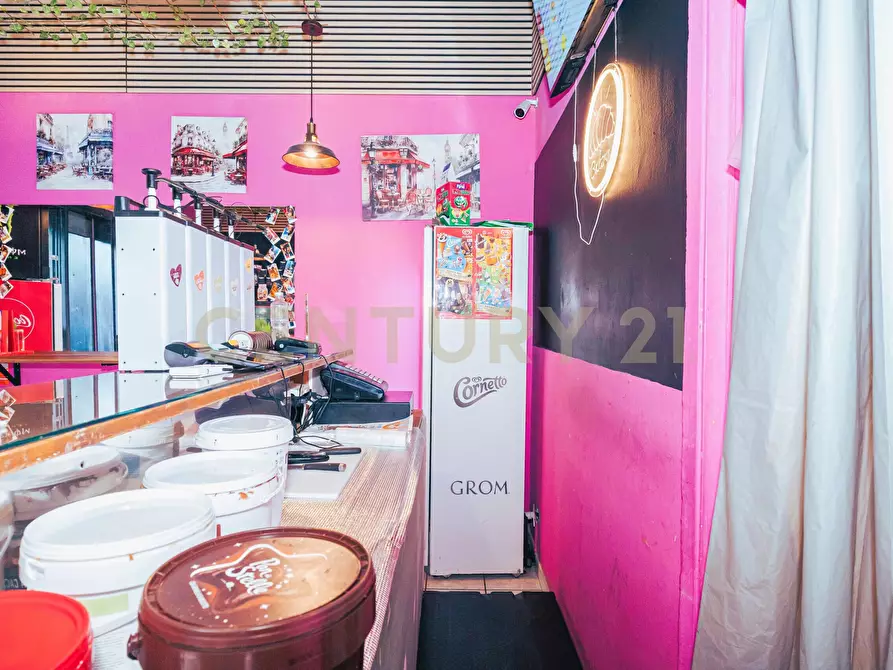 Immagine 12 di Bar / Ristorante in vendita  in Via Padova 120 a Catania