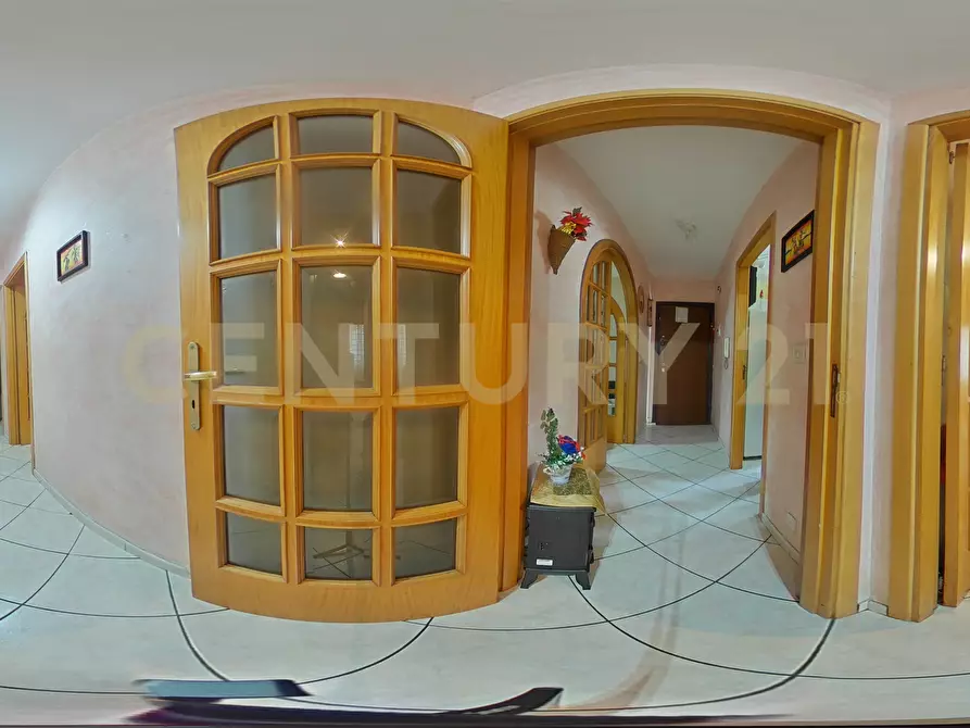 Immagine 46 di Quadrilocale in vendita  in Via Santissima Trinità 71 a Catania