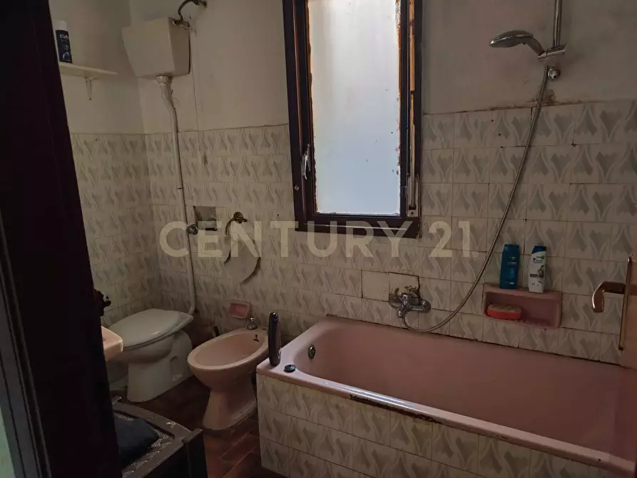 Immagine 9 di Bilocale in vendita  in Via Scillato 34 a Palermo