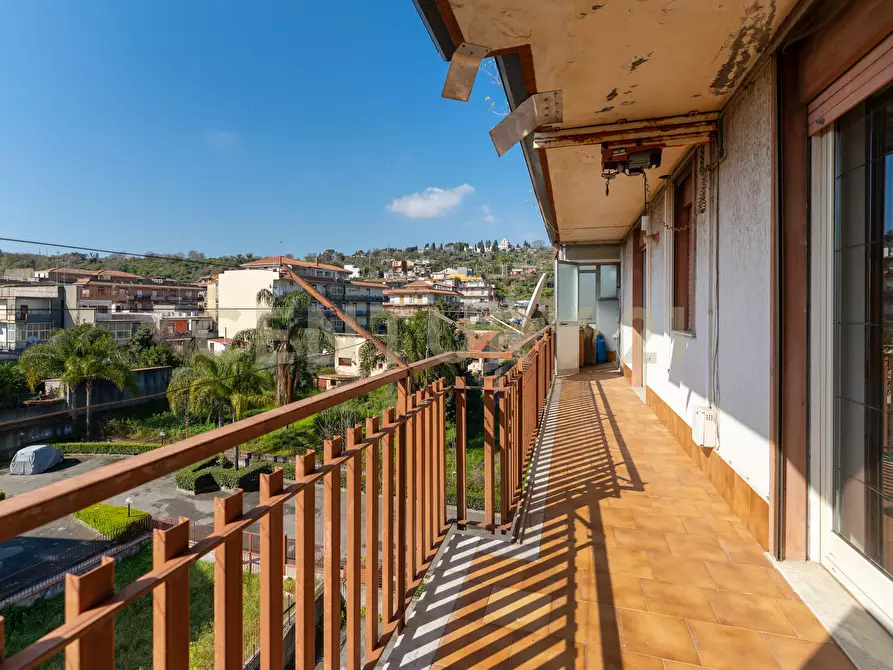 Immagine 52 di Attico in vendita  in Via Finocchiari 12 a Aci Catena