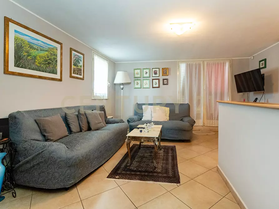 Immagine 34 di Pentalocale in vendita  in Via Acquedotto Greco 248 a Catania