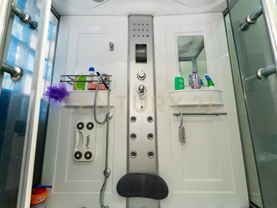 Immagine 20 di Trilocale in vendita  in Via per Aci Bonaccorsi 26 a San Giovanni La Punta