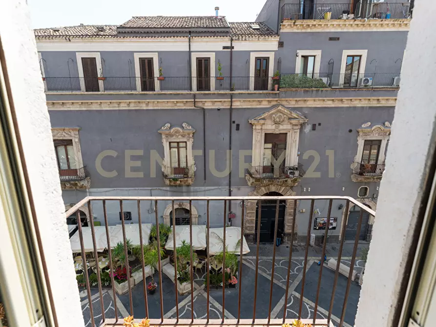 Immagine 41 di Pentalocale in vendita  in Via Antonino di Sangiuliano 185 a Catania