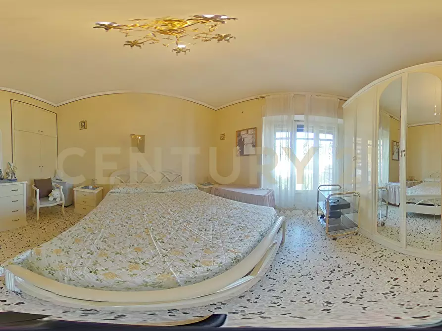 Immagine 38 di Trilocale in vendita  in Via Grasso Finocchiaro 75 a Catania