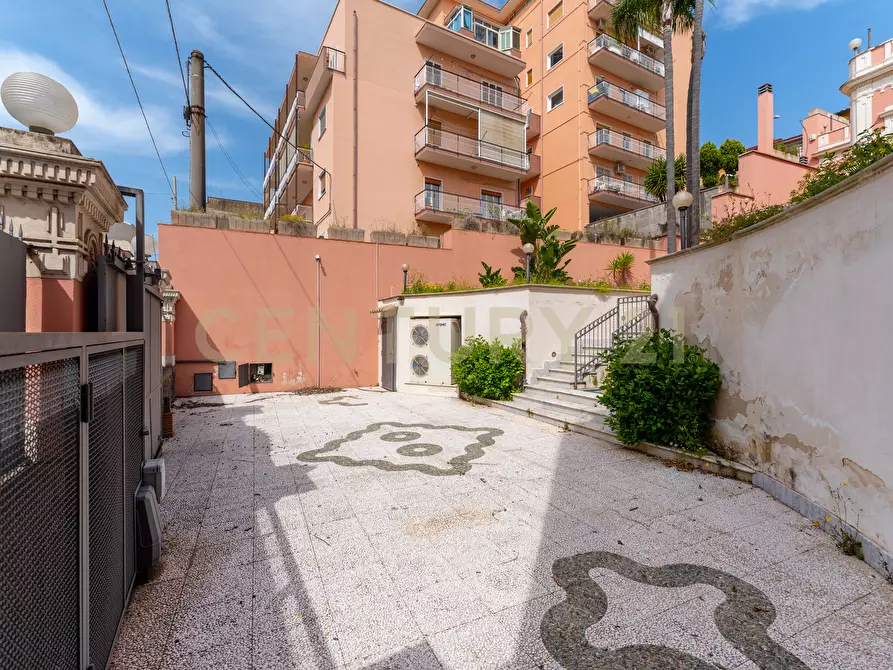 Immagine 4 di Villa in vendita  in Via Ingegnere 130 a Catania