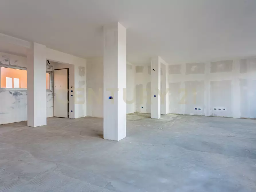 Immagine 18 di Quadrilocale in vendita  in Via dell'Olmata 30 a Roma