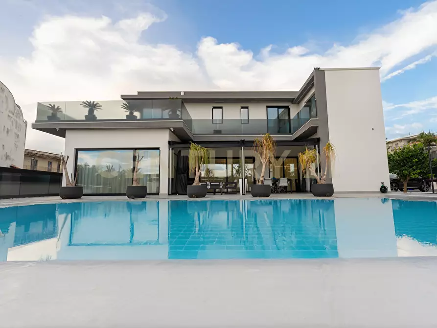 Immagine 23 di Villa in vendita  in Via Sant' Andrea 8 a Catania