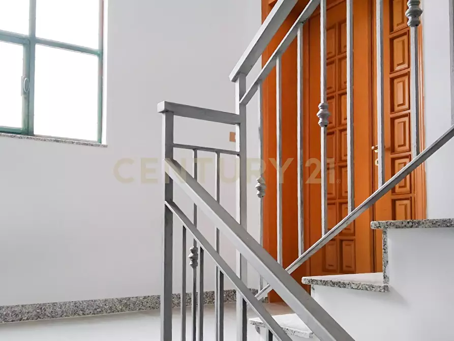 Immagine 5 di Appartamento in vendita  in Via Corinto 30 a Adrano
