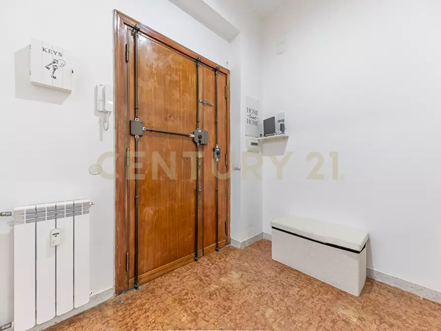 Immagine 18 di Trilocale in vendita  in Via Luigi Rava 9 a Roma