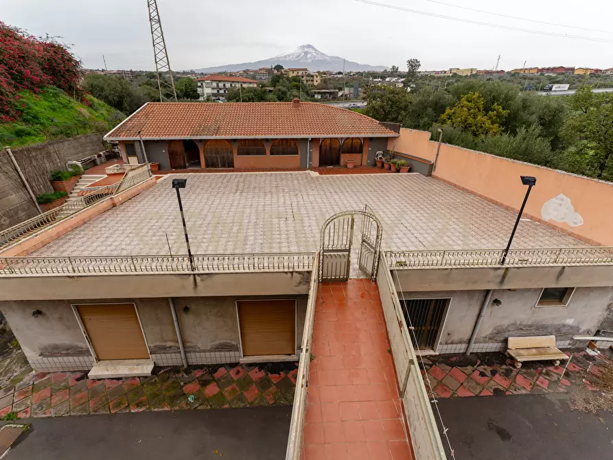 Immagine 53 di Villa in vendita  in Via delle Camelie 20 a Misterbianco