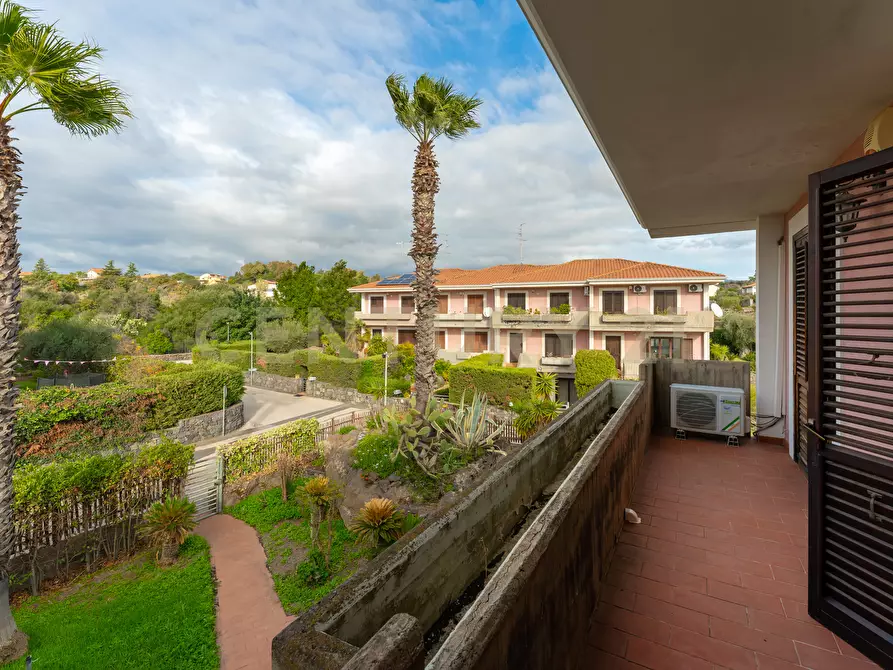 Immagine 32 di Villa in vendita  in Via Porto Marretti 17 a Mascalucia