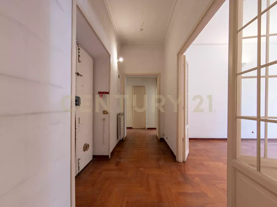 Immagine 17 di Quadrilocale in vendita  in Via Plinio 22 a Roma