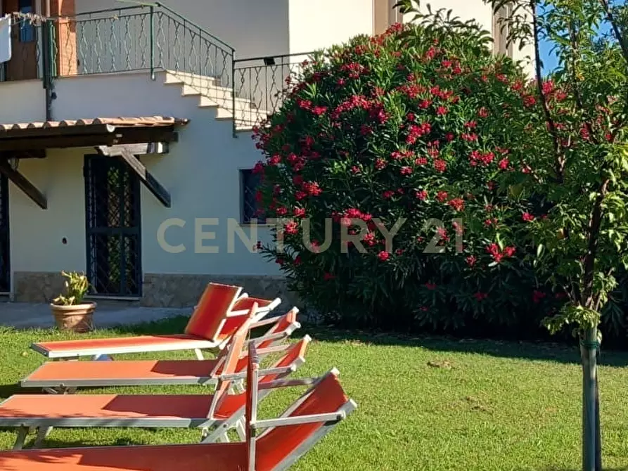 Immagine 1 di Trilocale in vendita  in Strada Provinciale 128 Parrina a Orbetello