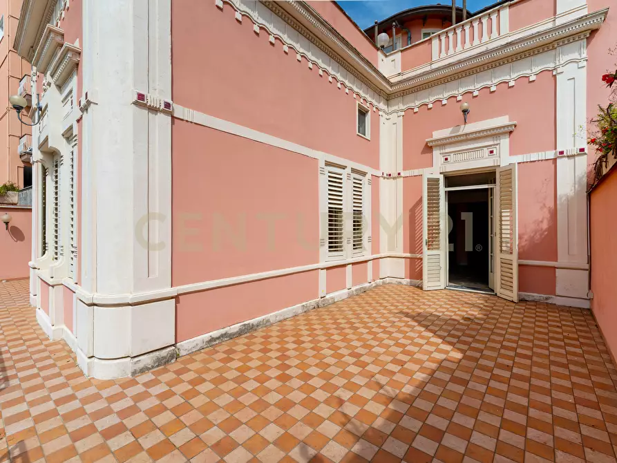 Immagine 13 di Villa in vendita  in Via Ingegnere 130 a Catania