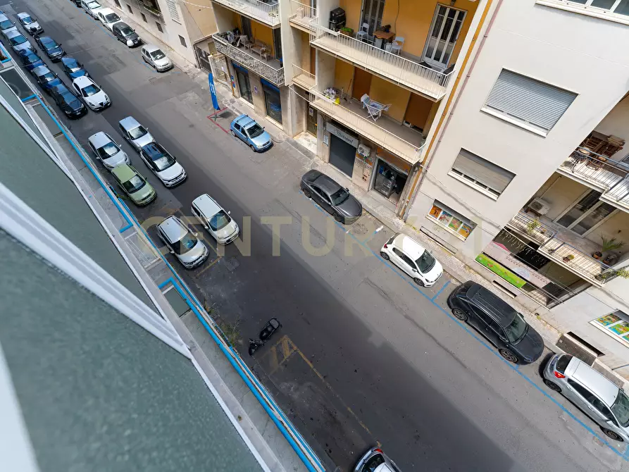 Immagine 31 di Quadrilocale in affitto  in Via Genova 64 a Catania