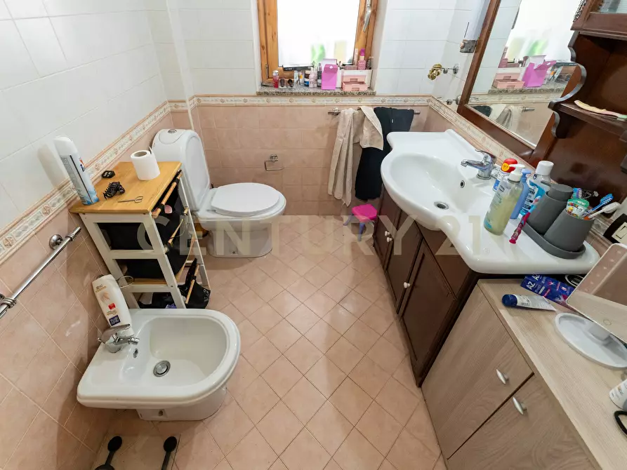 Immagine 21 di Trilocale in vendita  in Via Antonino Bonaccorsi 12 a Acireale