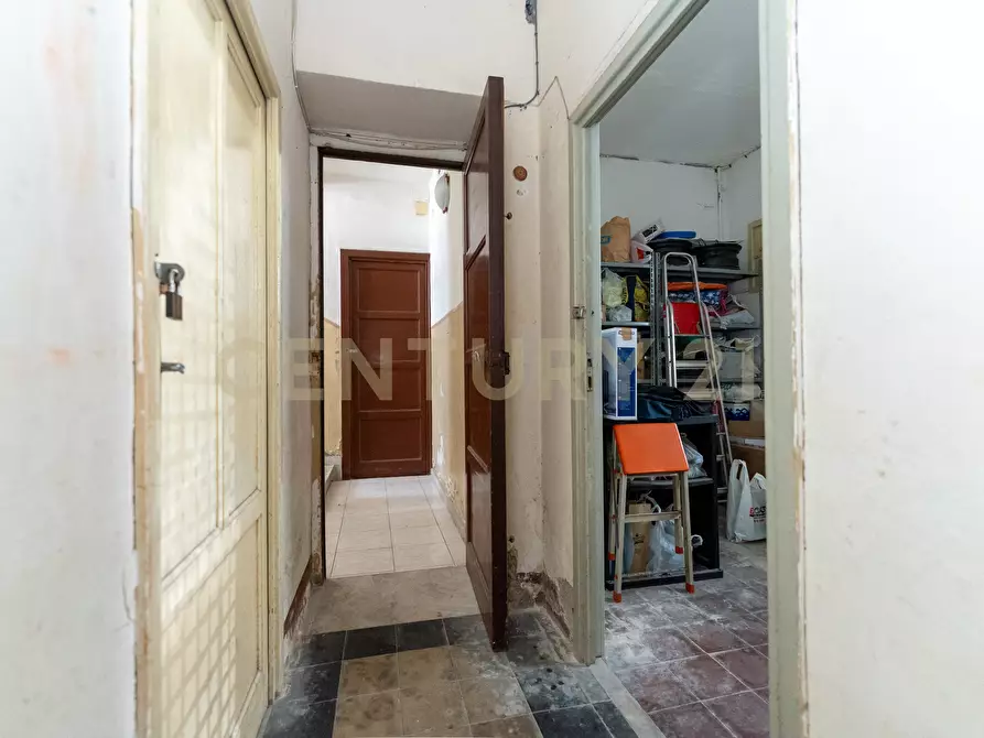 Immagine 47 di Trilocale in vendita  in Via duca degli abruzzi 47 a Catania
