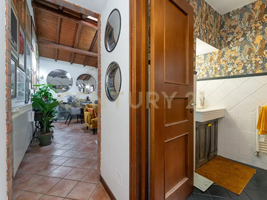 Immagine 11 di Casa indipendente in vendita  in Via Etnea 419 a Tremestieri Etneo