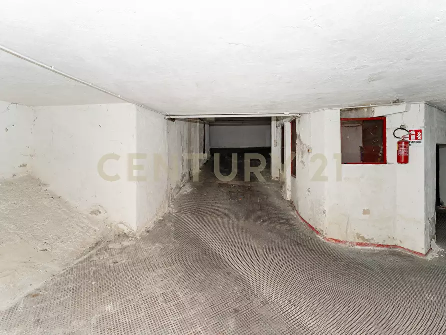 Immagine 15 di Garage in vendita  in Via Giacomo Leopardi 119 a Catania
