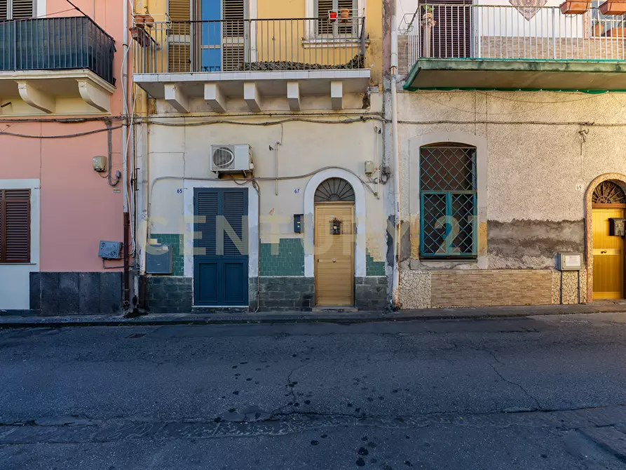 Immagine 3 di Porzione di casa in vendita  in Via Stagno 67 a Catania