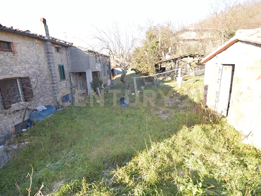 Immagine 9 di Casa indipendente in vendita  a Semproniano