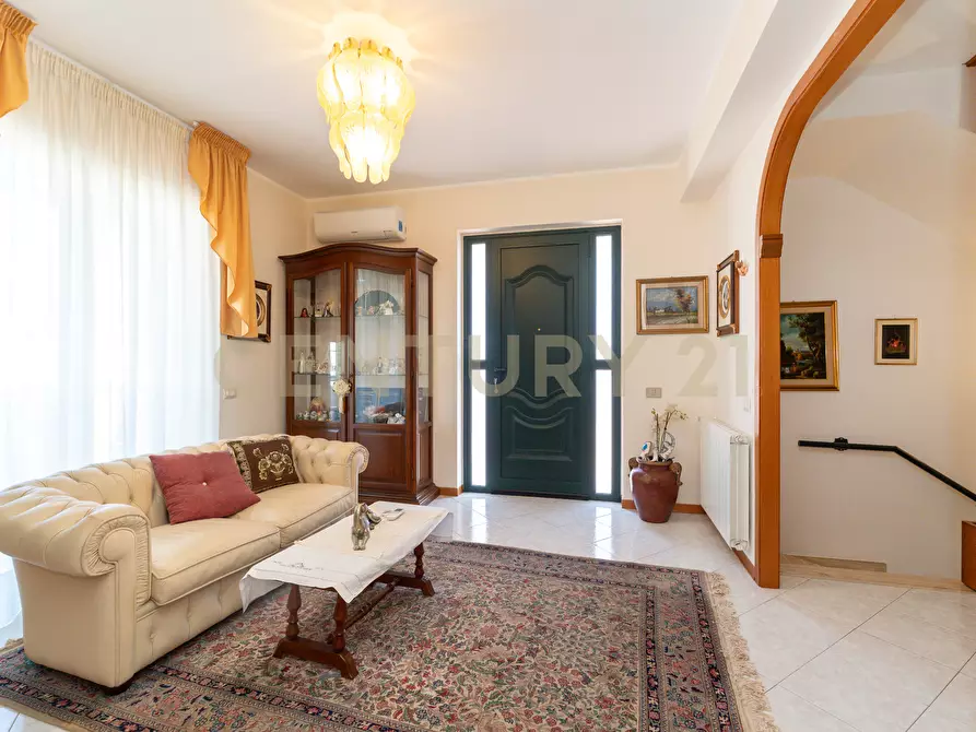 Immagine 80 di Casa indipendente in vendita  in Via Vampolieri 34m a Aci Catena