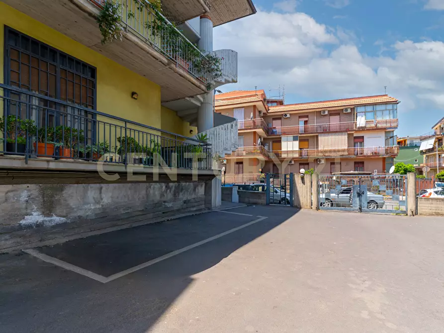 Immagine 26 di Appartamento in vendita  in Via Rua 78 a Aci Catena