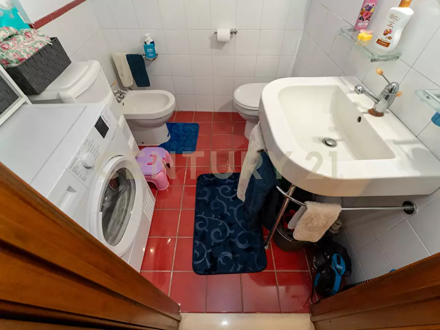 Immagine 34 di Trilocale in vendita  in Via del Vecchio Bastione 29 a Catania