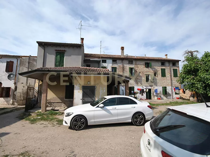 Immagine 11 di Palazzo in vendita  in Via Chiesa 60 a Albaredo D'adige