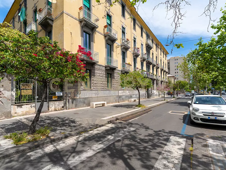 Immagine 3 di Appartamento in vendita  in Corso Italia 205-207 a Catania