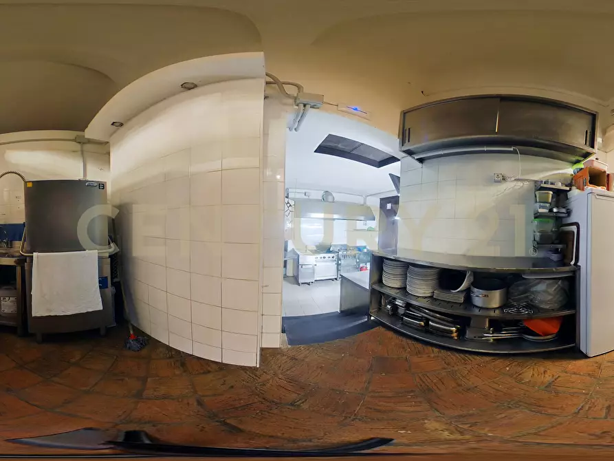 Immagine 6 di Pizzeria / Pub in vendita  in Via Plebiscito 179 a Catania