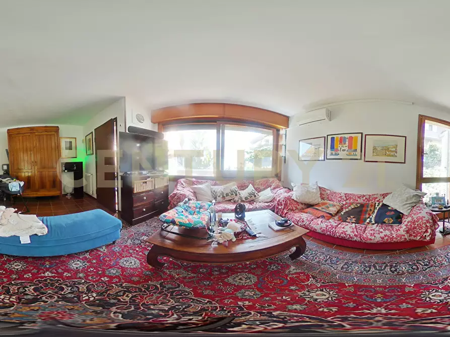 Immagine 54 di Appartamento in vendita  in Via Firenze 99 a Aci Castello