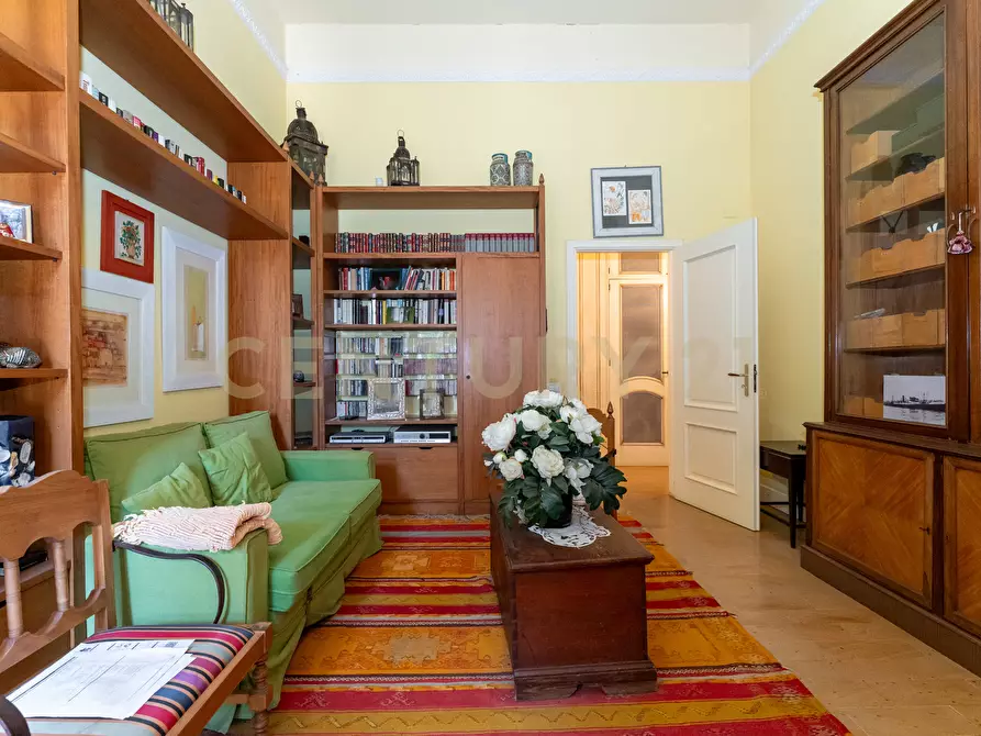 Immagine 40 di Villa in vendita  in Via Timparosa 39 a Aci Castello