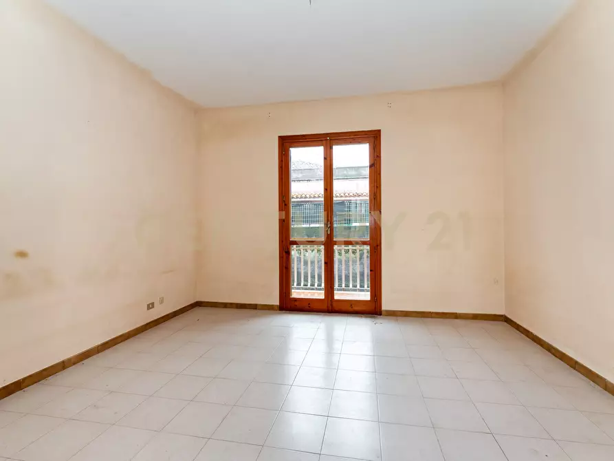 Immagine 19 di Quadrilocale in vendita  in Via Guglielmo Marconi 15 a Viagrande