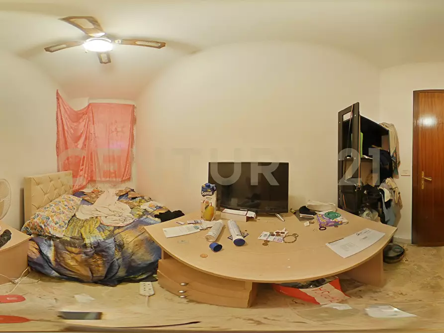 Immagine 62 di Pentalocale in vendita  in Viale Andrea Doria 13 a Catania