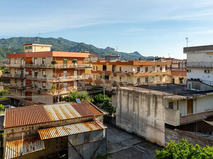 Immagine 19 di Quadrilocale in vendita  in Via Garibaldi 224 a Calatabiano