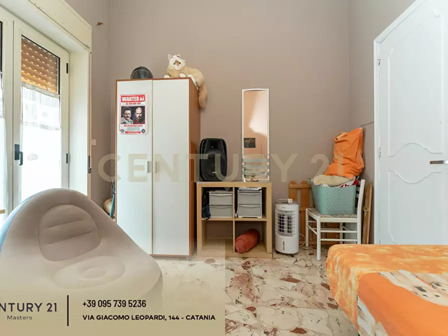 Immagine 16 di Pentalocale in vendita  in Via Isole Eolie 126 a Paterno'