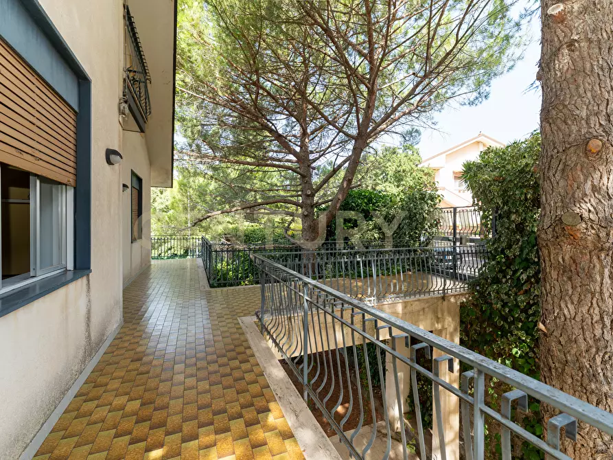 Immagine 5 di Villa in vendita  in Via Madonna del Carmelo 19 a Ragalna