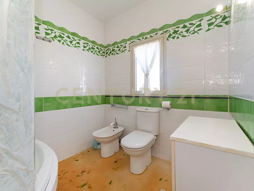 Immagine 38 di Attico in vendita  in Viale Mario Rapisardi 314 a Catania